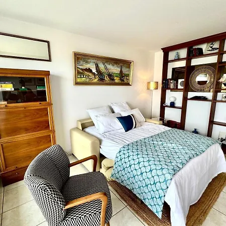 Bright With Balcony * Arcachon